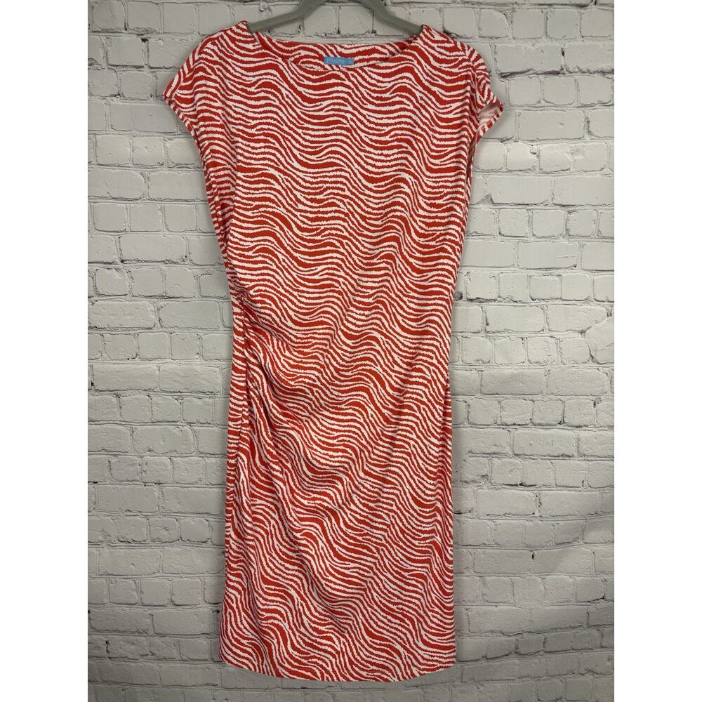 J McLaughlin Dress Women’s Size M Red White Print Ruched Side Fitted Midi